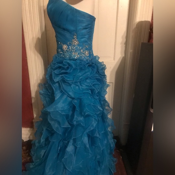 Prom dress Gorgeous turquoise  size: 2 - Picture 2 of 16
